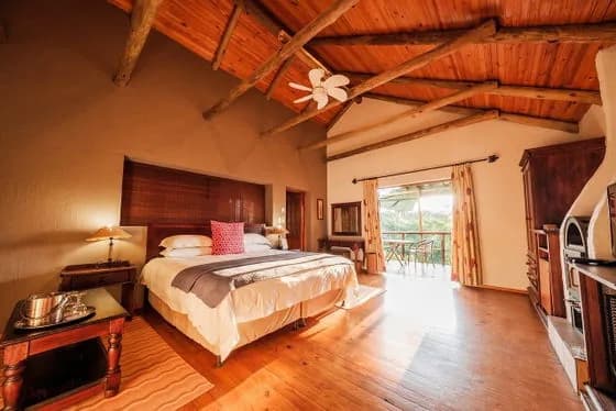 Whispering Pines Country Estate image 2